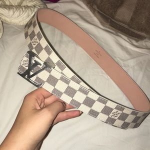 Louis Vuitton high quality belt (not real)